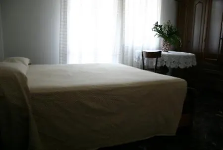 Holiday Alle Terme Nyaraló *